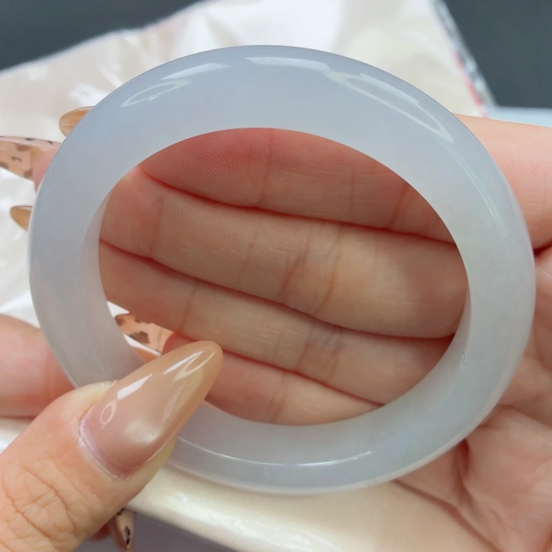 未镶嵌手镯翡翠18