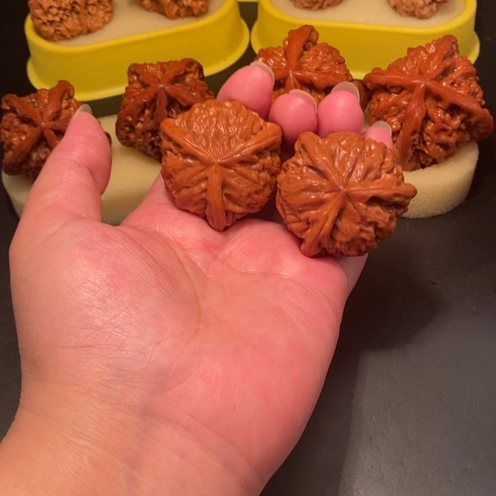 优***心手串/手链核桃工艺三棱