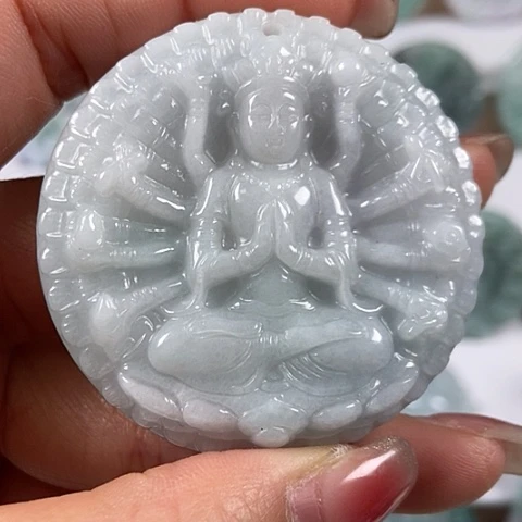 翡翠颈饰未镶嵌山水千手观音福利两面工福利