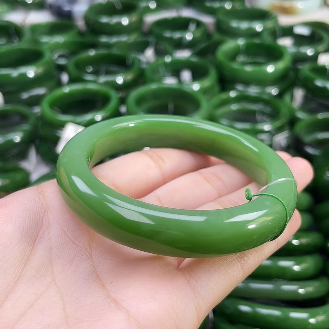 未镶嵌手镯和田玉（碧玉）