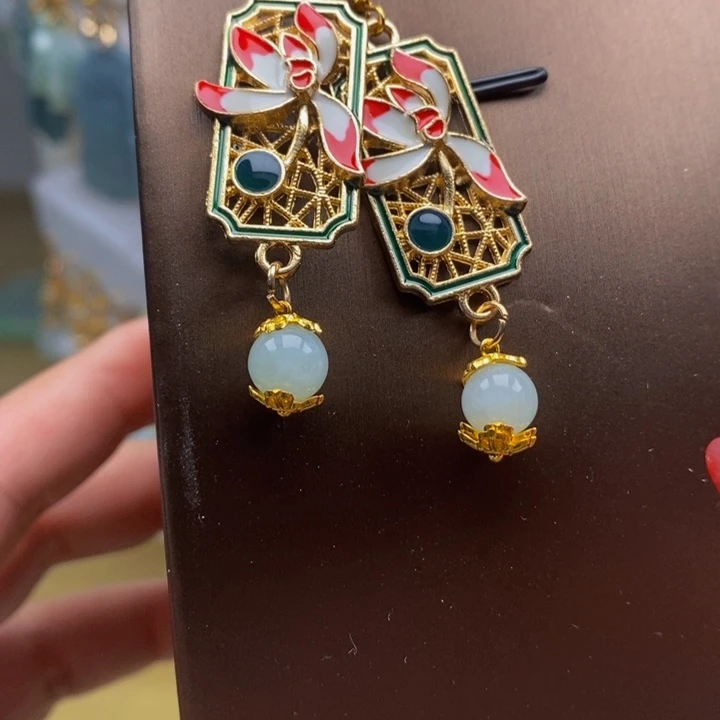 翡翠未镶嵌耳饰天然缅甸翡翠