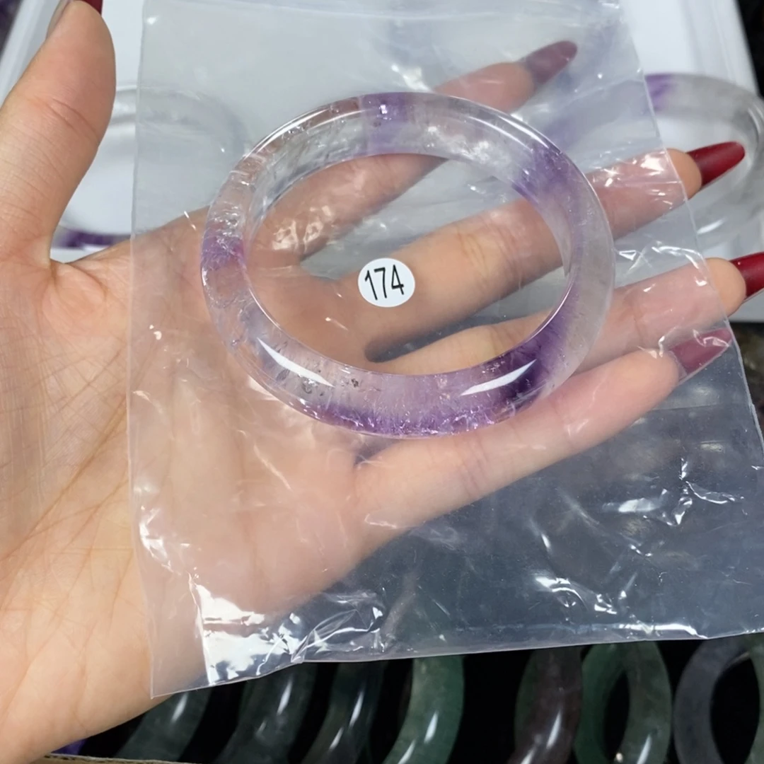 এ****黄晶未镶嵌手镯手镯