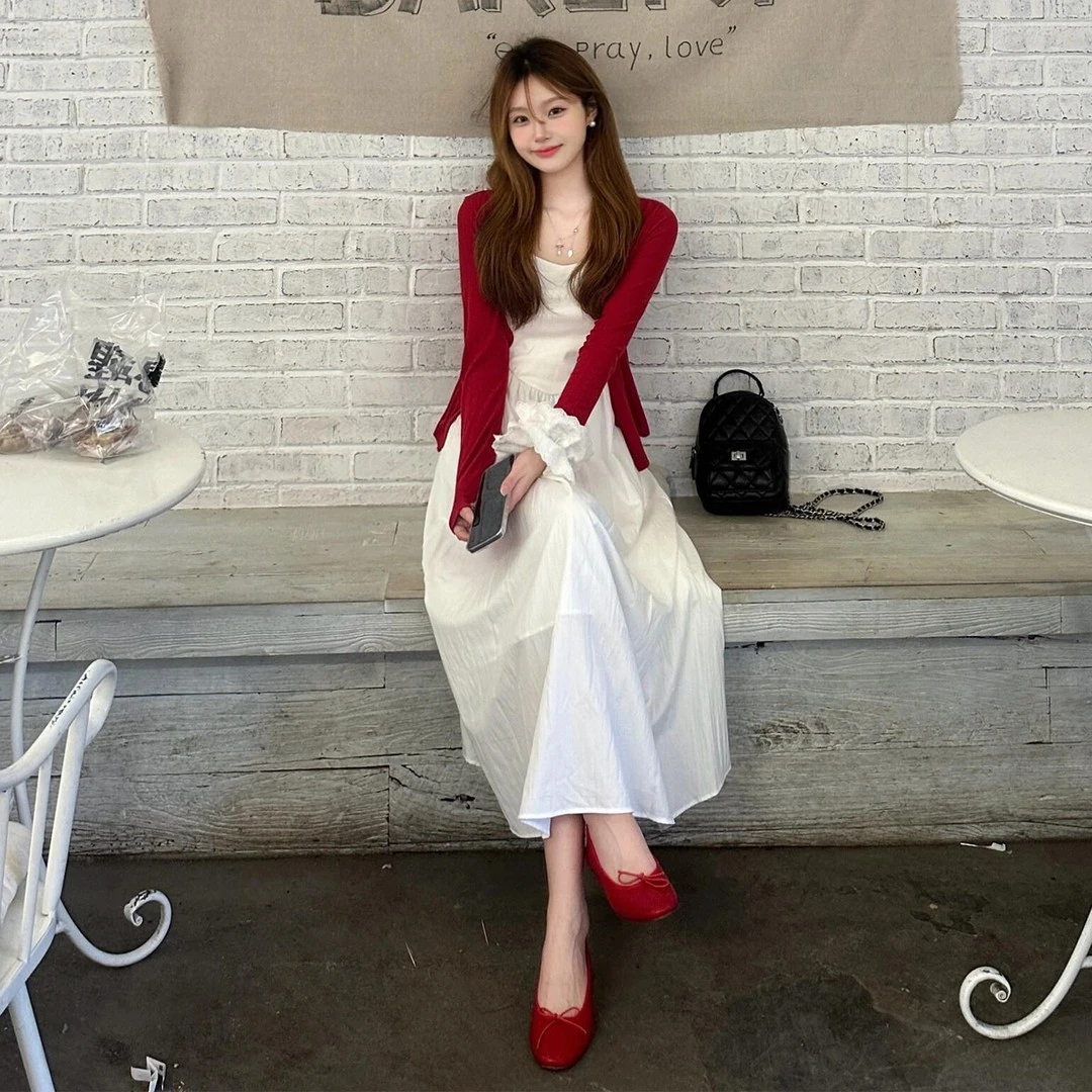 2025秋冬韩系时尚穿搭白色吊带连衣裙子气质高级感套装长裙套装潮