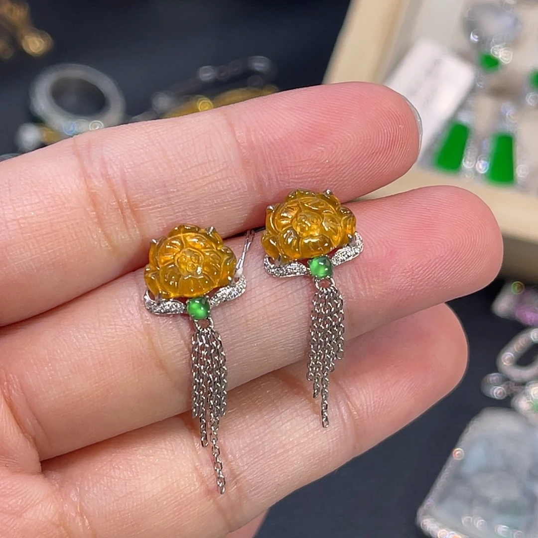 18K金镶嵌翡翠耳饰黄翡花朵