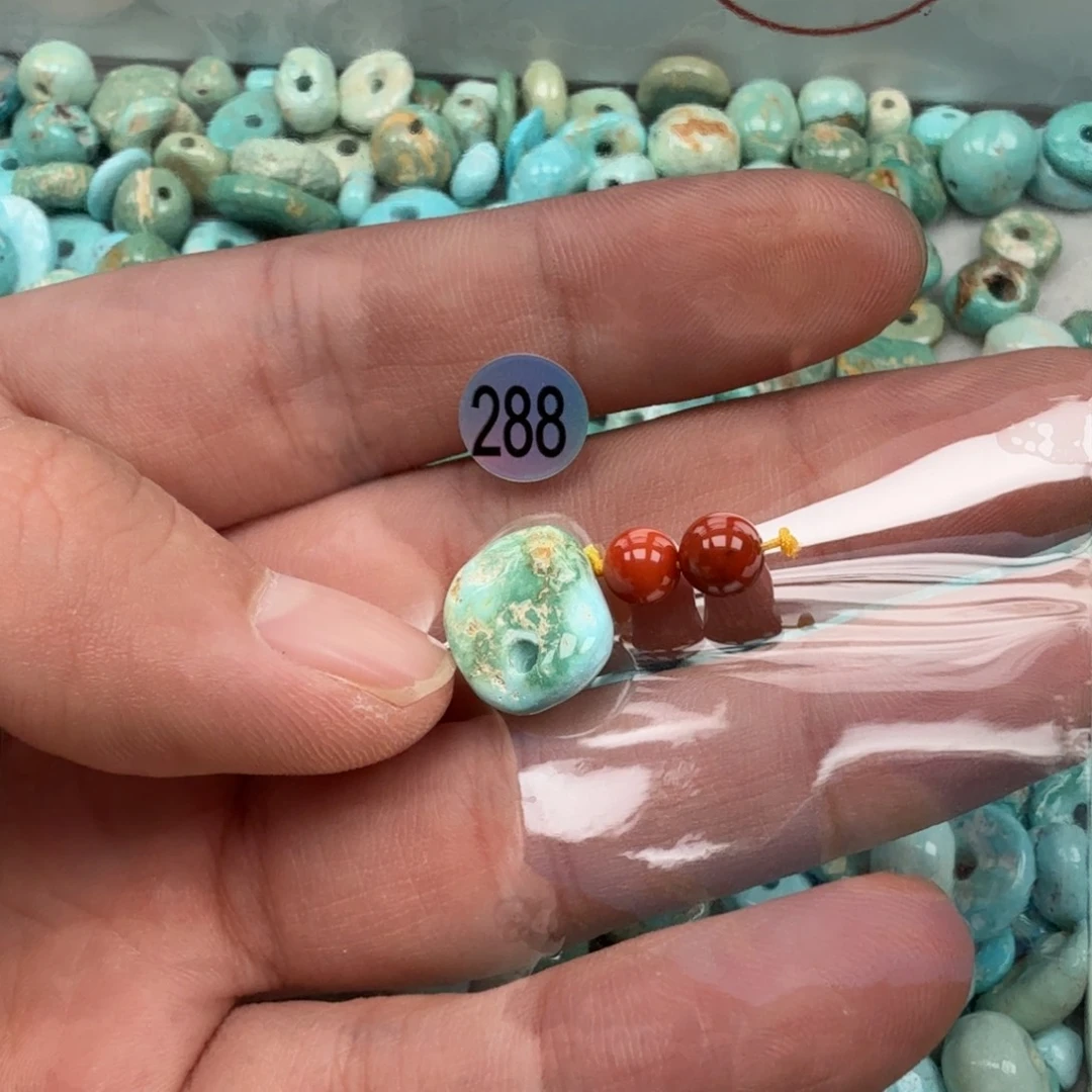 南红玛瑙未镶嵌珠宝奇石