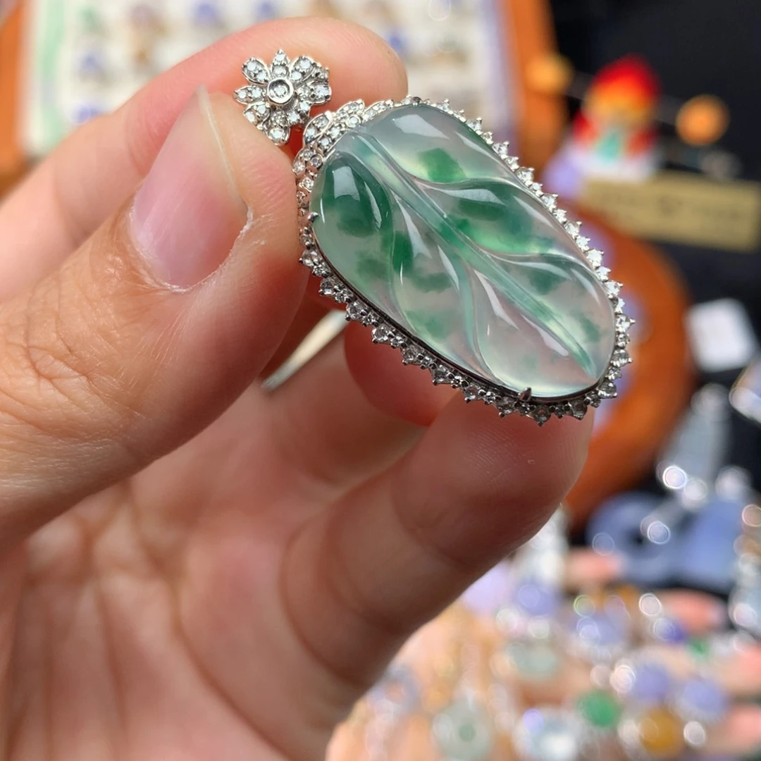 翡翠18K金镶嵌吊坠(不含链)