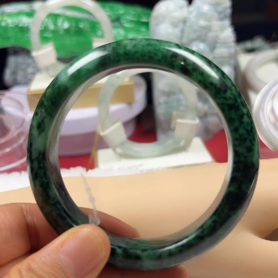 未镶嵌手镯翡翠缅甸天然A货翡翠癣加绿手镯