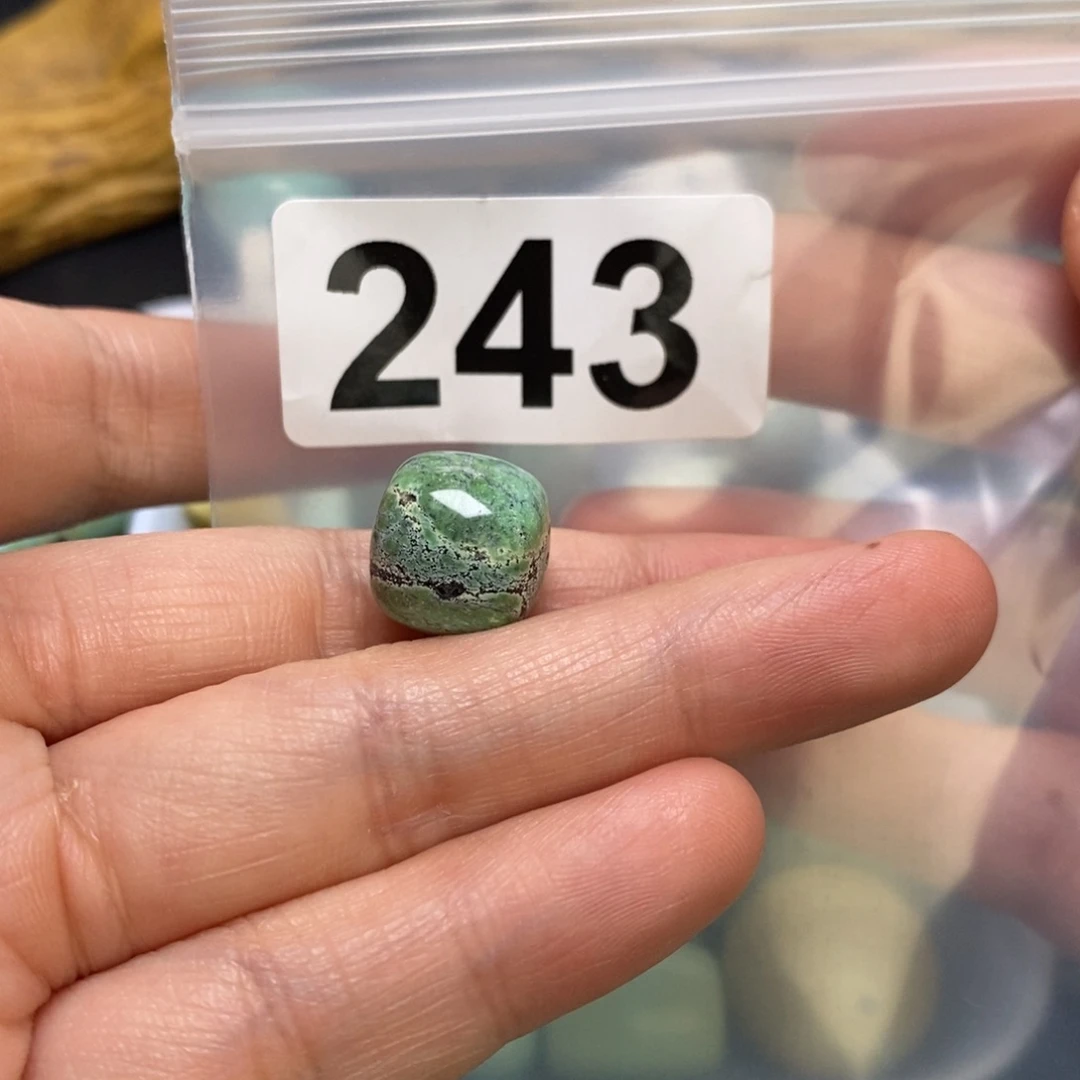 绿松石珠宝奇石未镶嵌月*