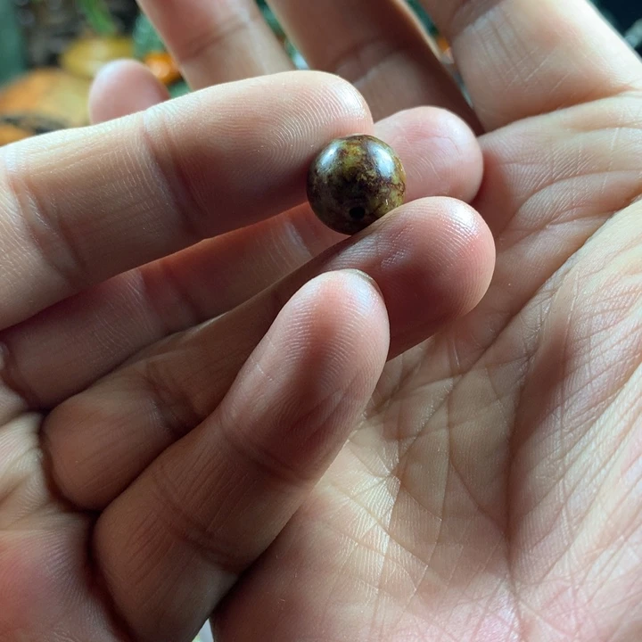 岫岩河磨玉（透闪石质玉）吊坠未镶嵌彩*