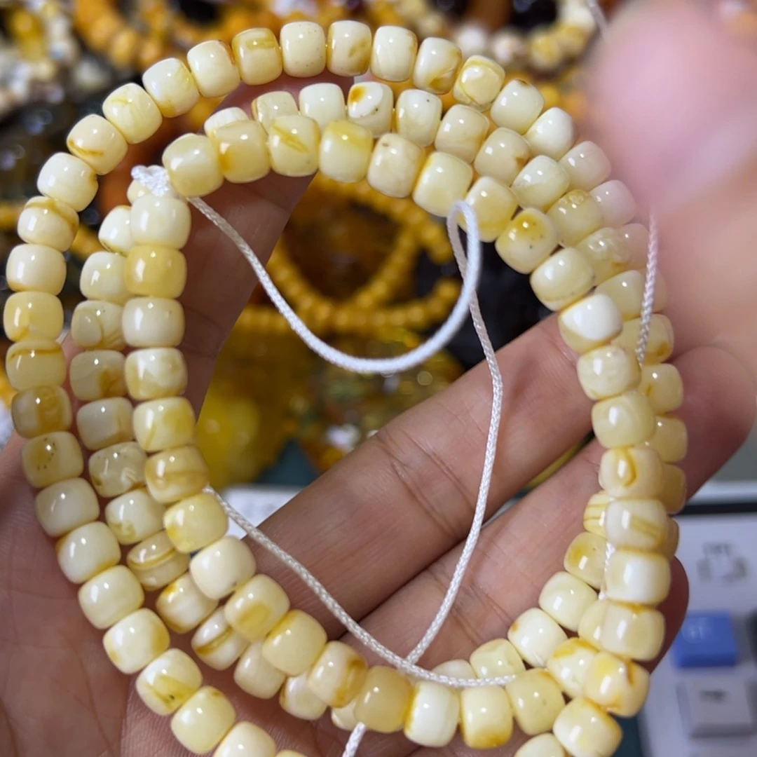 未镶嵌琥珀珠宝奇石24