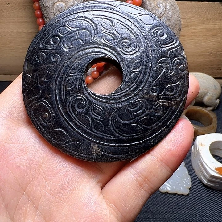 颈饰未镶嵌和田玉（糖玉）孙*森