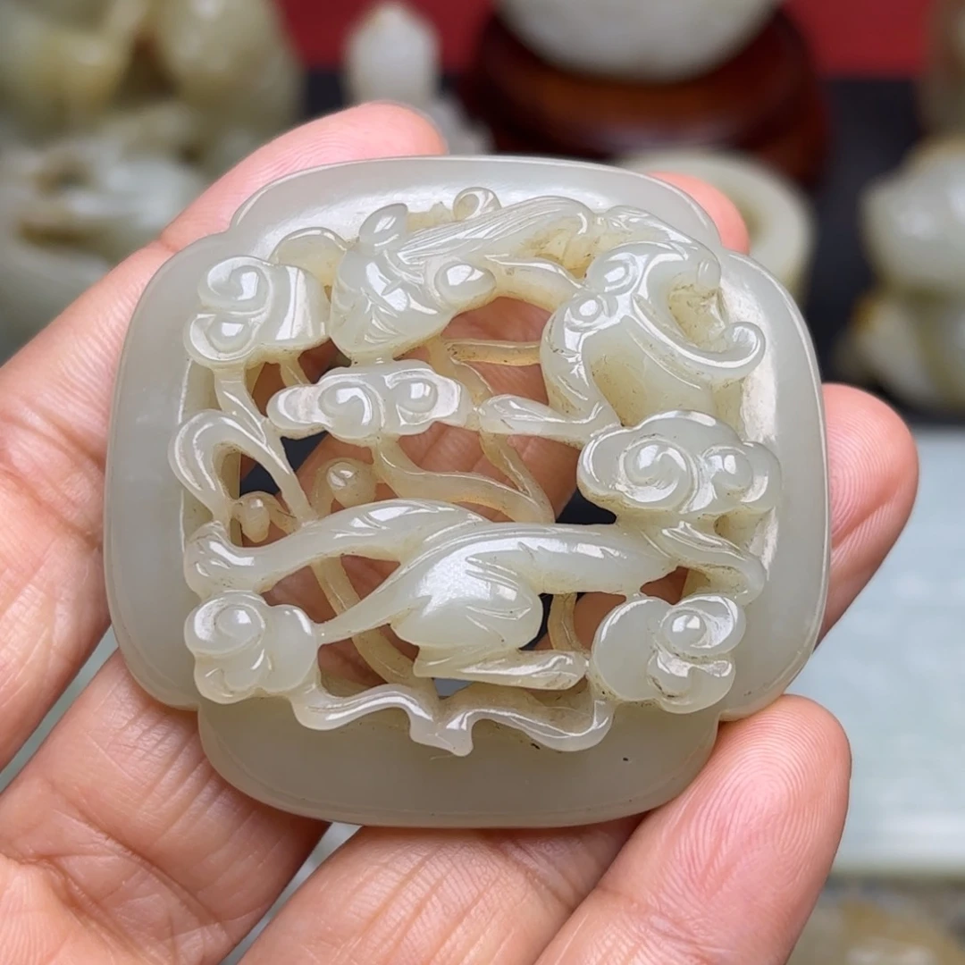 和田玉颈饰未镶嵌海*