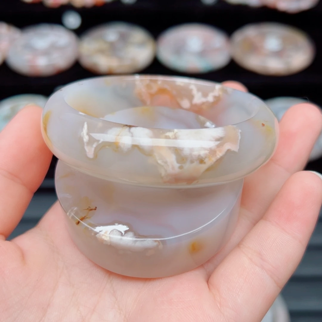 玛瑙/玉髓手镯未镶嵌57