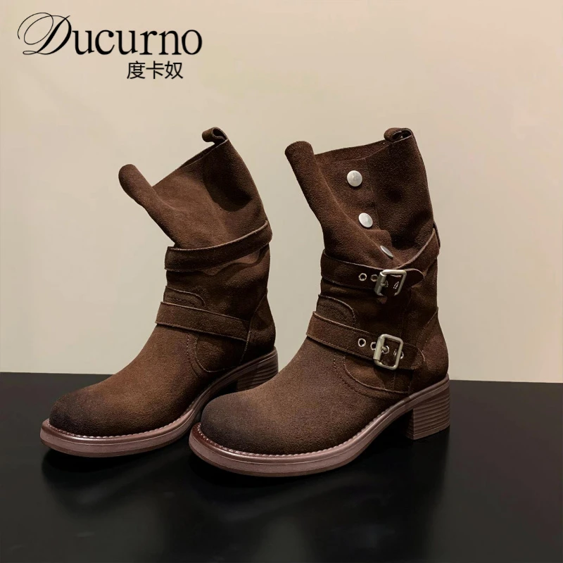 度卡奴小众设计感复古西部靴女粗跟中筒靴骑士靴马丁靴女真皮靴子