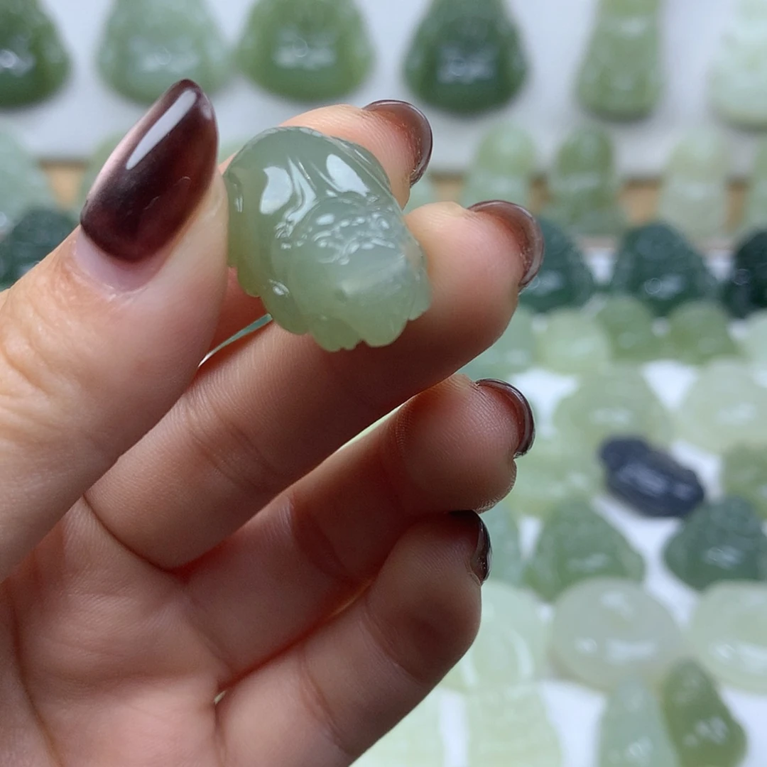 【闪购商品】颈饰未镶嵌和田玉