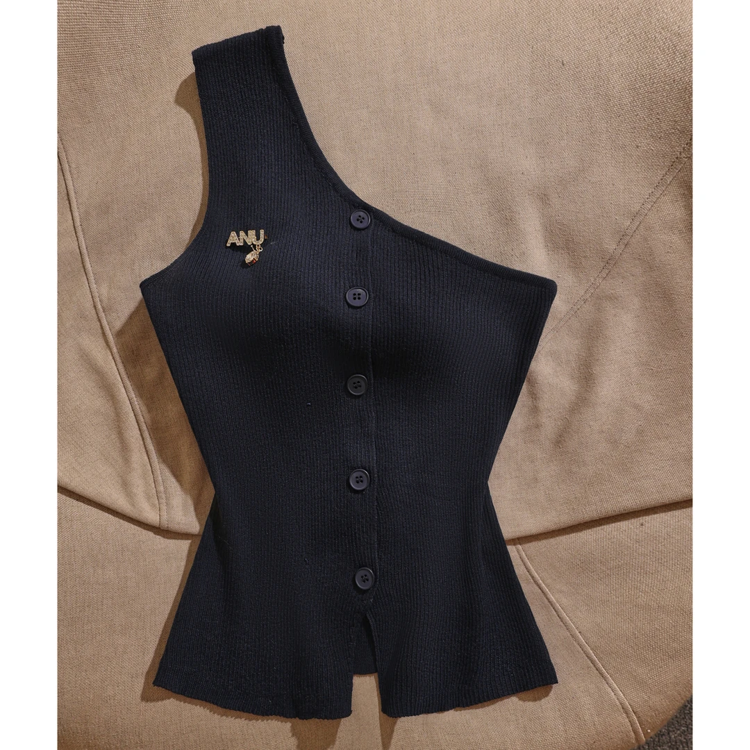 2025新款法式气质斜肩性感内搭辣妹纯欲显瘦小众百搭背心女上衣