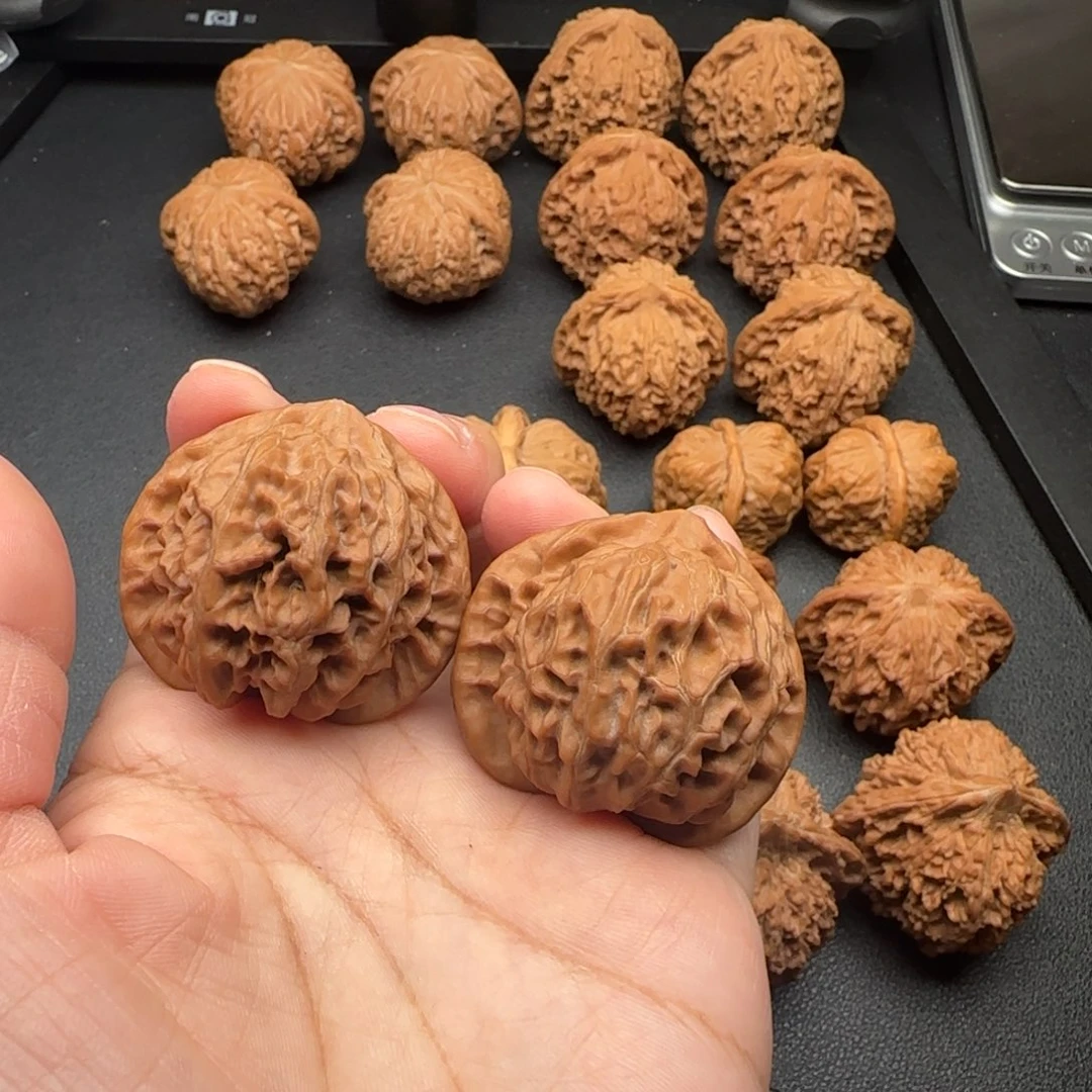 40尺全品宫灯文玩核桃