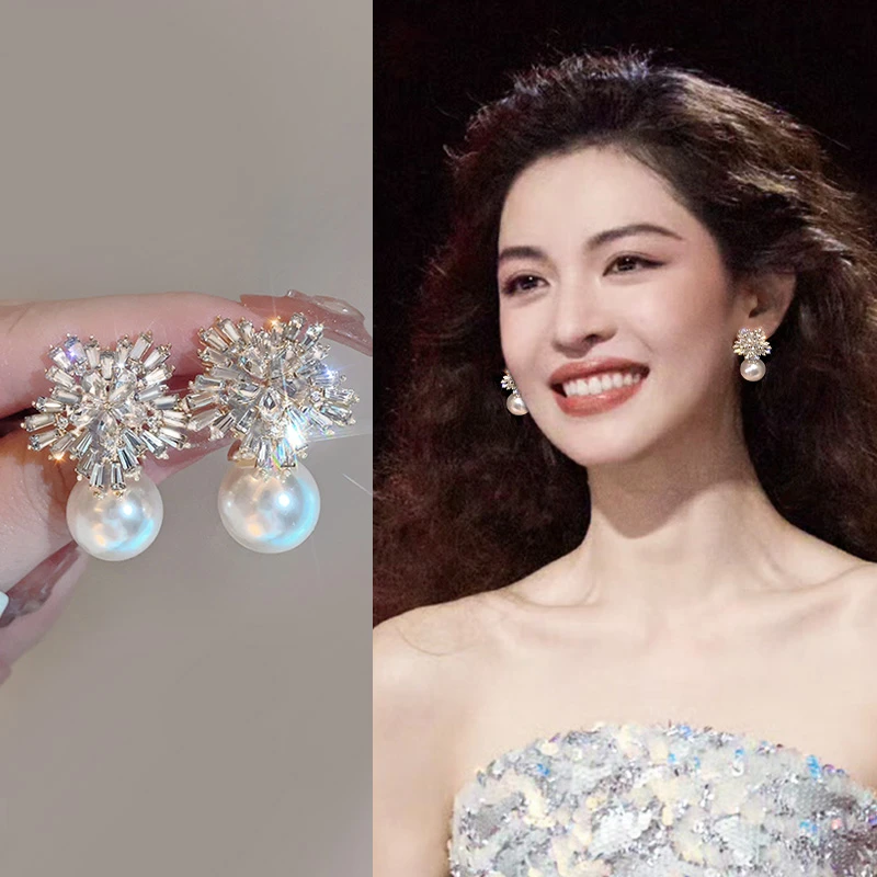 珍珠款耳环2025新款爆款夏日绝美独特耳钉轻奢高级感小众设计耳饰