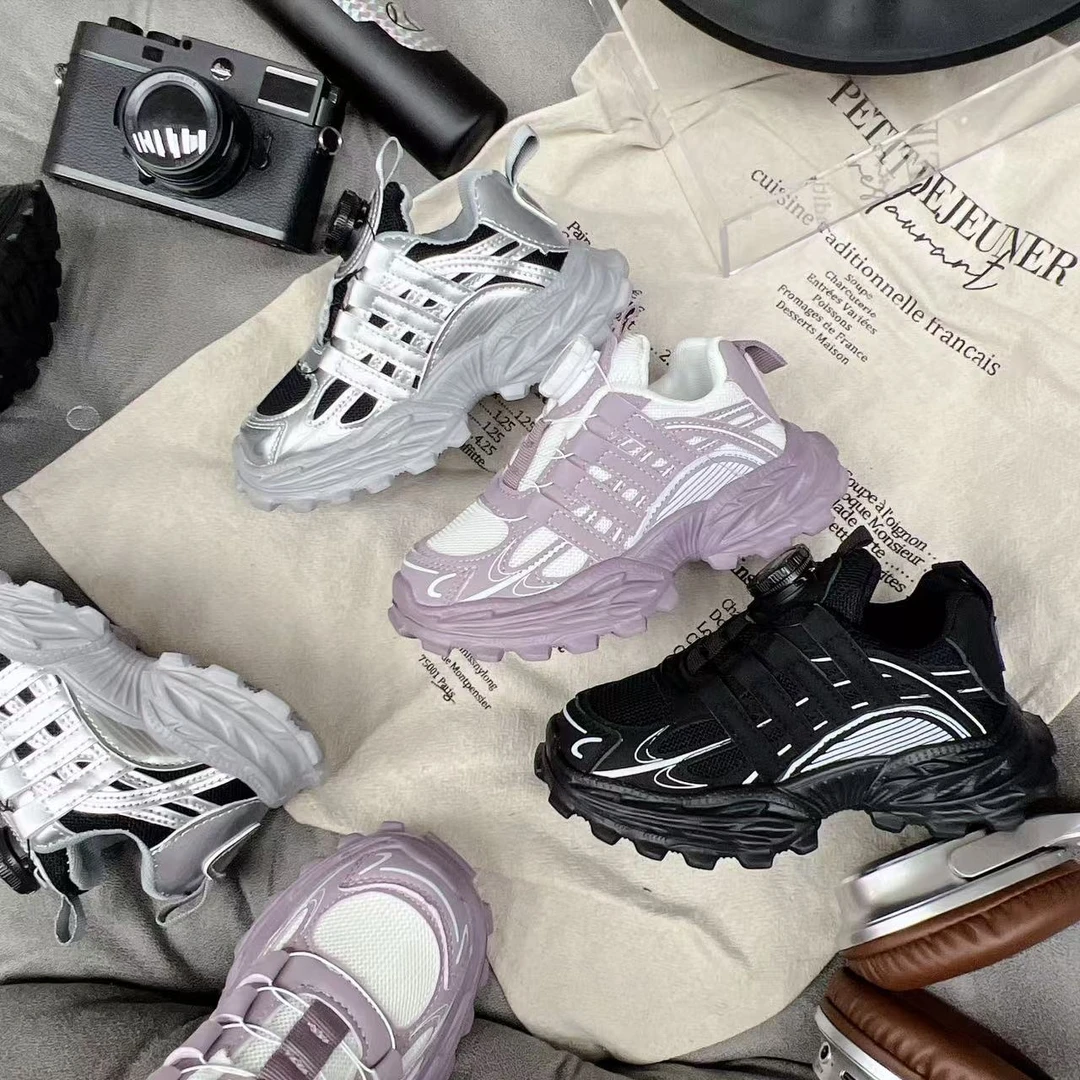 星妈专属男女童春季新款运动鞋儿童韩版休闲旋转纽扣老爹鞋250053