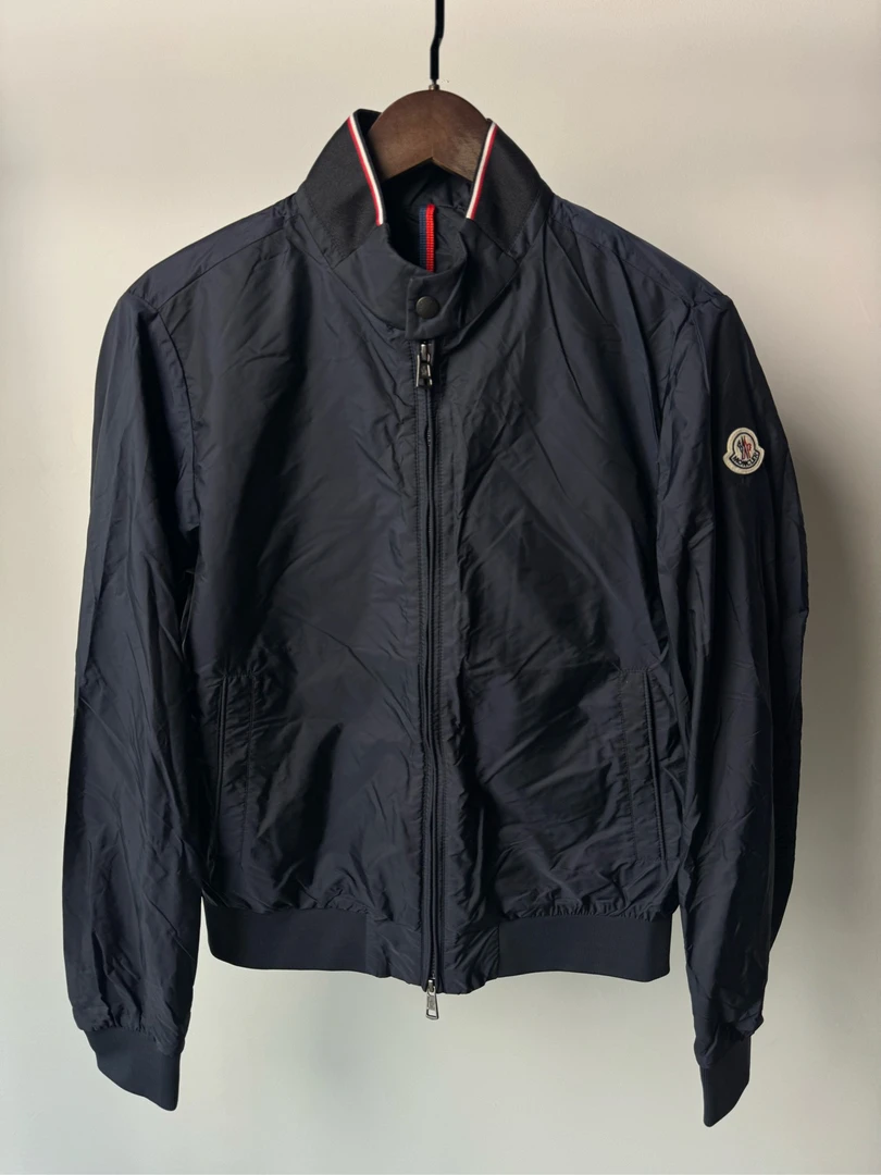 99新 MONCLER 黑色尼龙夹克外套/1码/251223