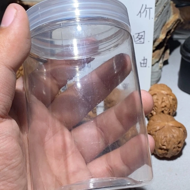 文玩核桃吊坠罐子两个