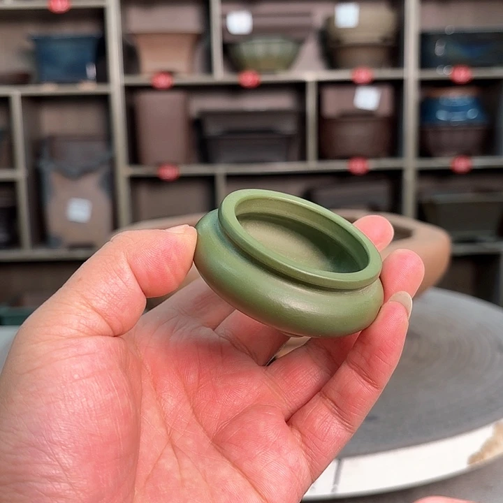 紫砂花盆紫砂的味道很好