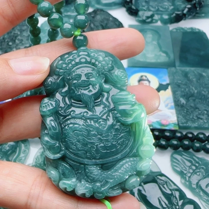 翡翠未镶嵌颈饰多样性发货天然A货翡翠