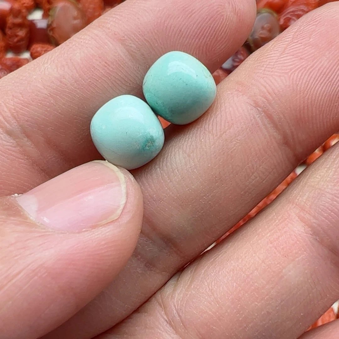 南红玛瑙配饰未镶嵌