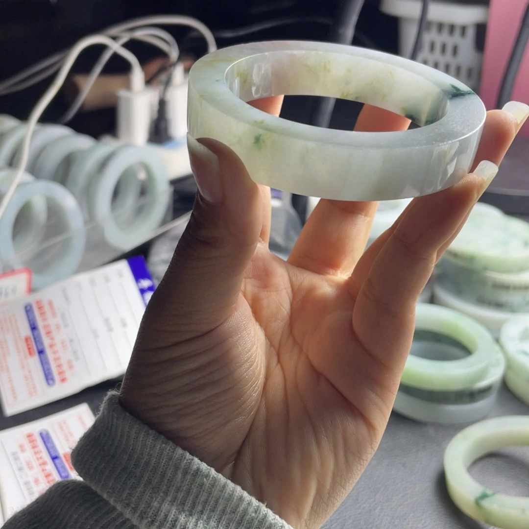 用***9定制翡翠未镶嵌缅A翡翠多样性发一翡翠