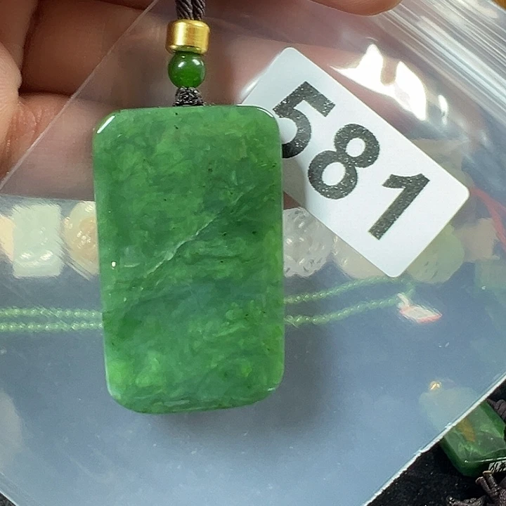 和田玉（碧玉）未镶嵌颈饰