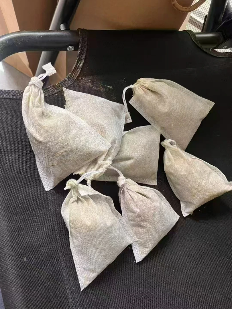 泡脚粉10袋，有花椒桂枝干姜玫瑰花和藿香茵陈对于女性保健脚冰