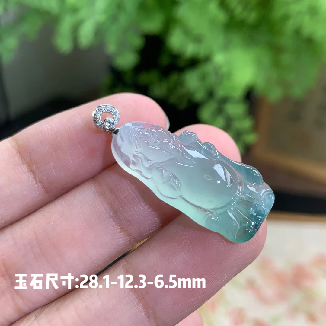 仙子翡翠18k金镶嵌冰种起光冰透起蓝光财神吊坠缅甸翡翠A货一刀切