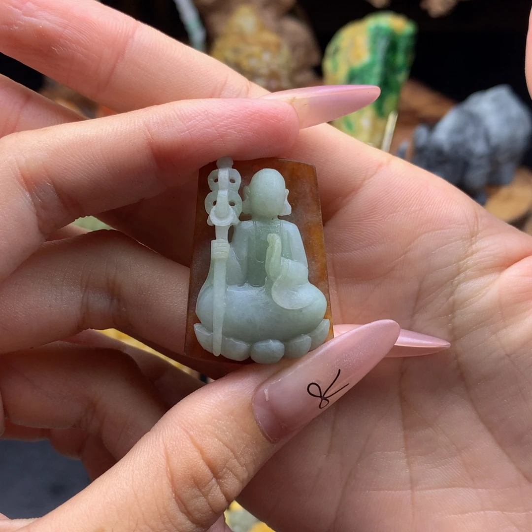 用***3定制翡翠未镶嵌翡翠