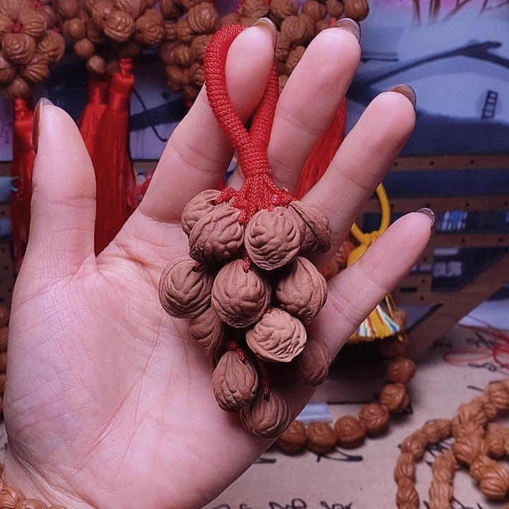 吊坠桃核龙纹桃枭