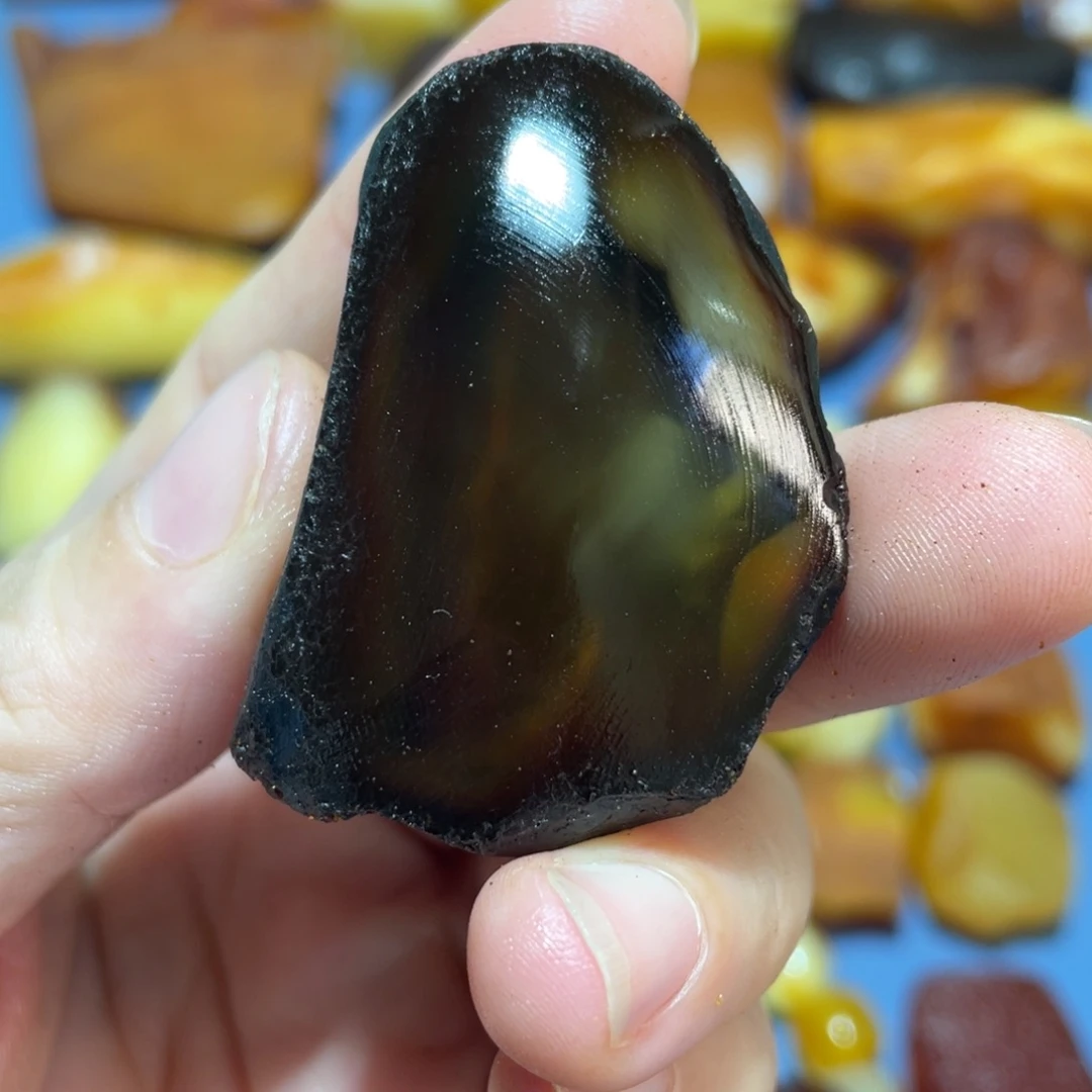 定制蜜蜡未镶嵌随形黑皮