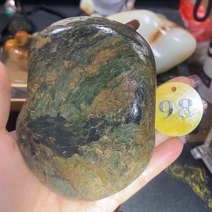 未镶嵌和田玉（糖玉）挂件