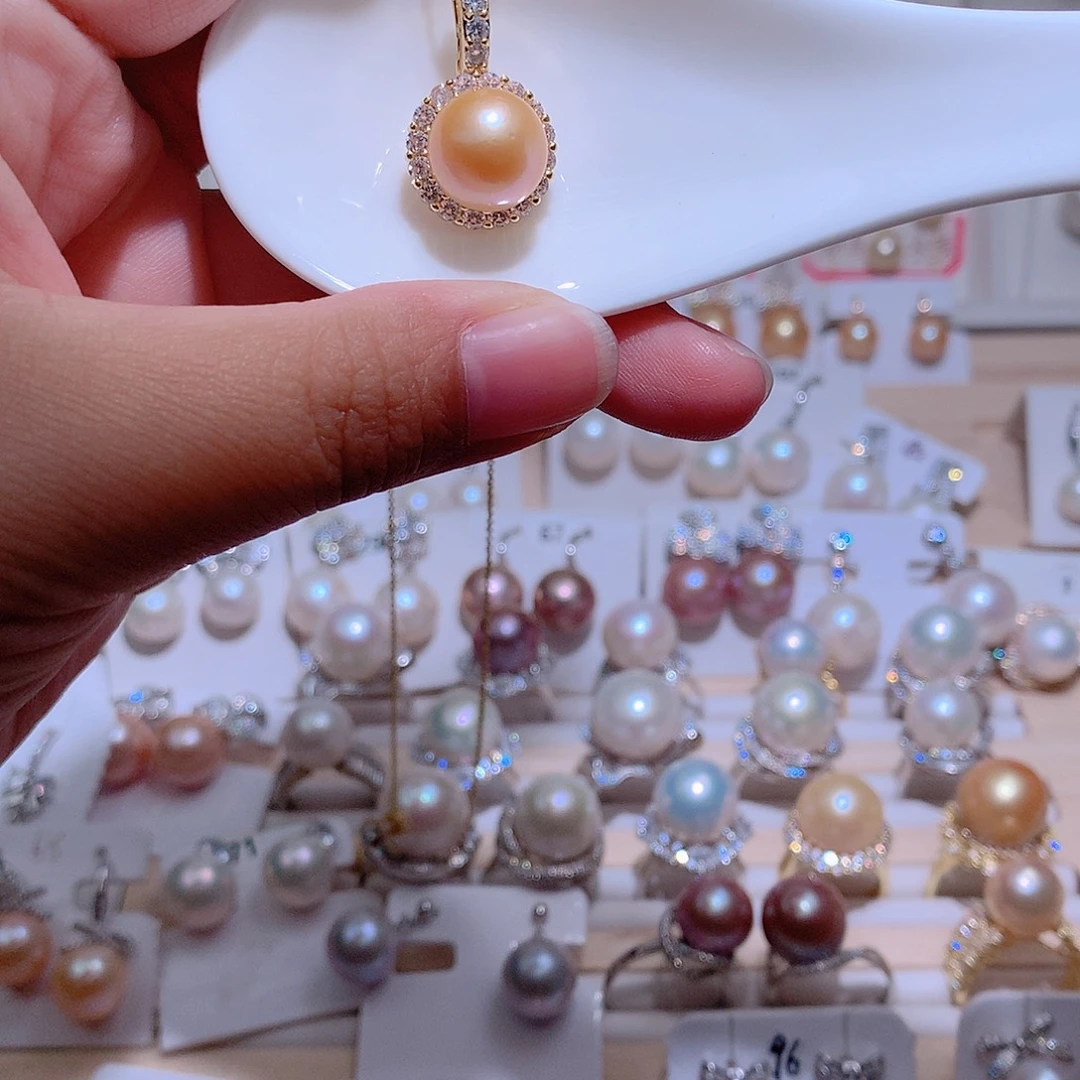 吊坠(赠链)未镶嵌淡水珍珠CC11.2mm