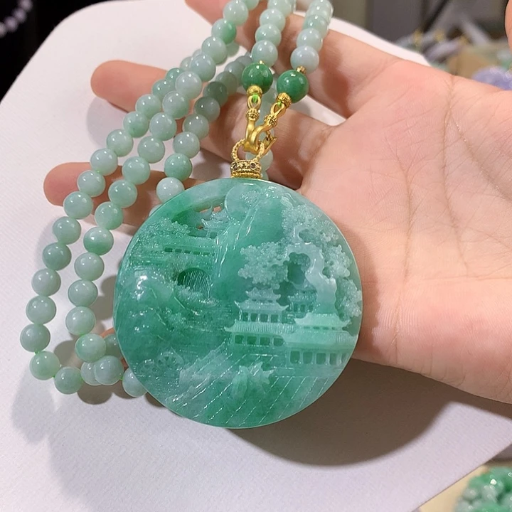 翡翠未镶嵌颈饰翡翠吊坠