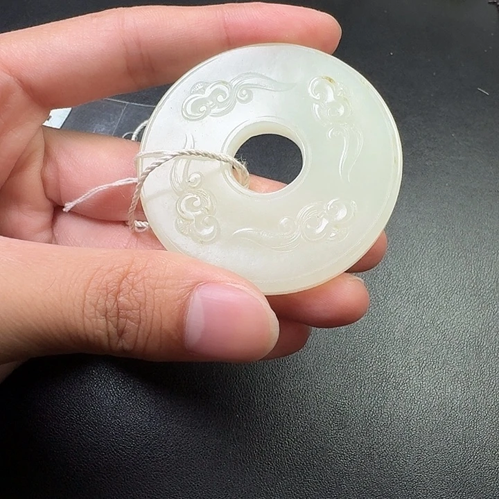 想***6和田玉未镶嵌挂件