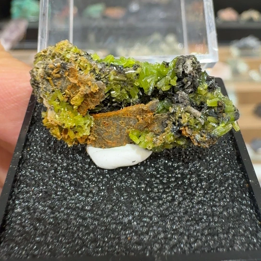 月下珠宝严选矿物