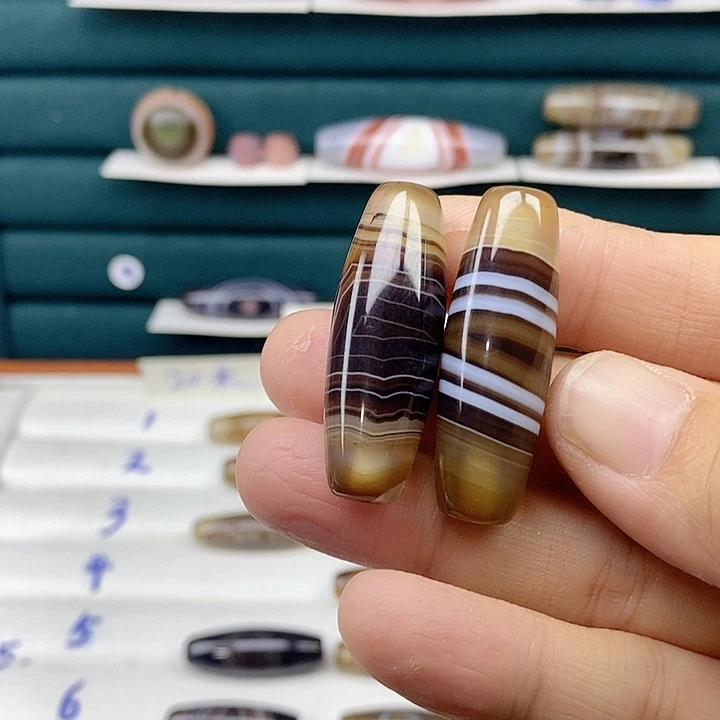 凯***盆玛瑙/玉髓未镶嵌颈饰