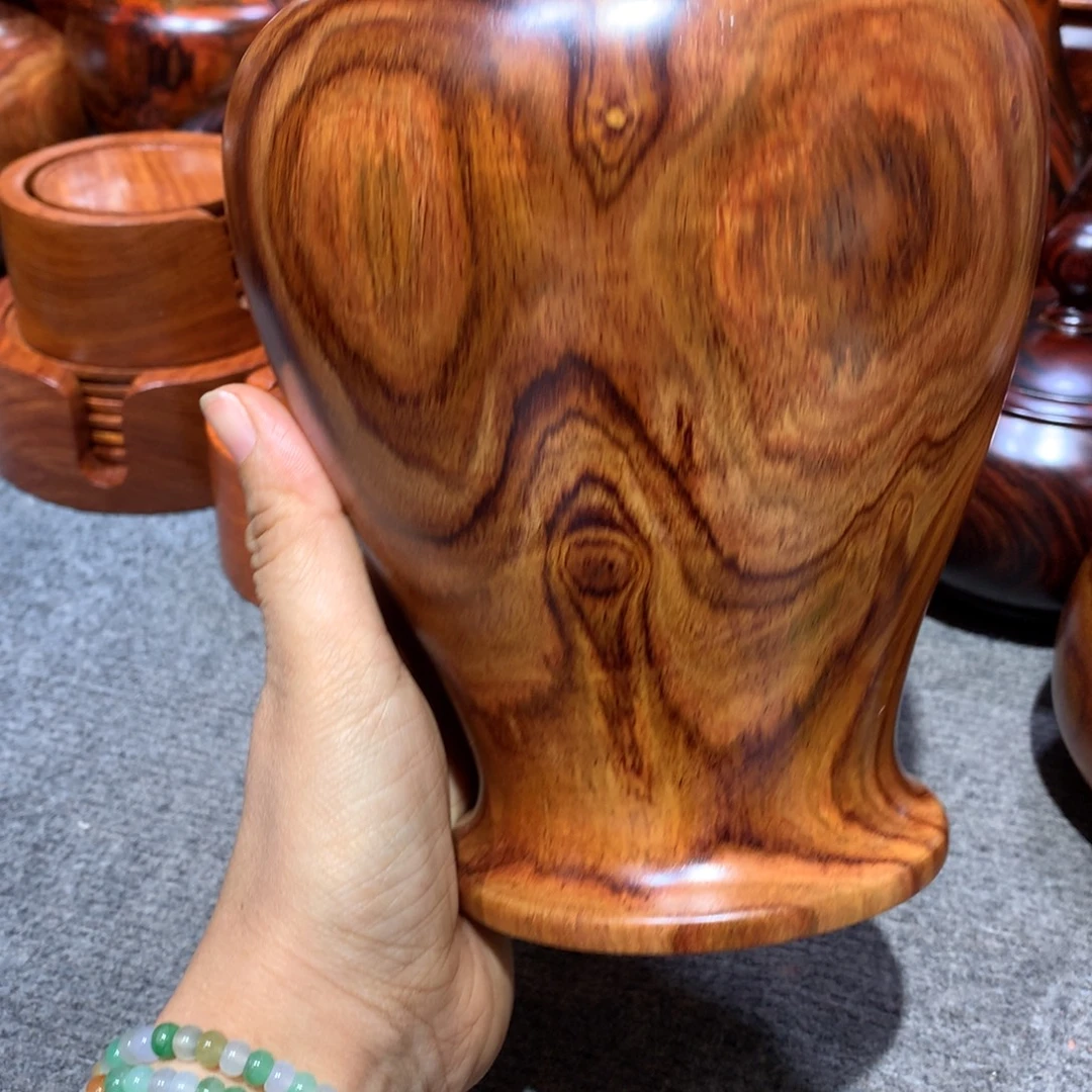 用***6木越南黄花梨漂亮将军罐