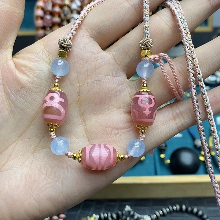玛瑙/玉髓颈饰合金