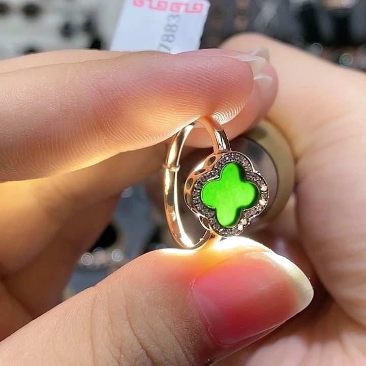 翡翠戒指18K金镶嵌小草
