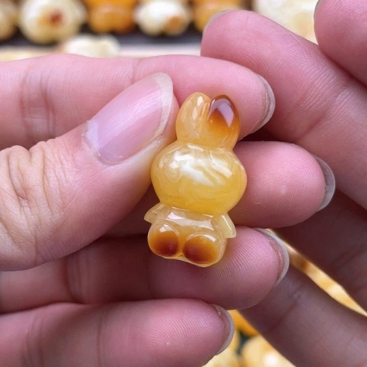 未镶嵌琥珀裸石蜜蜡