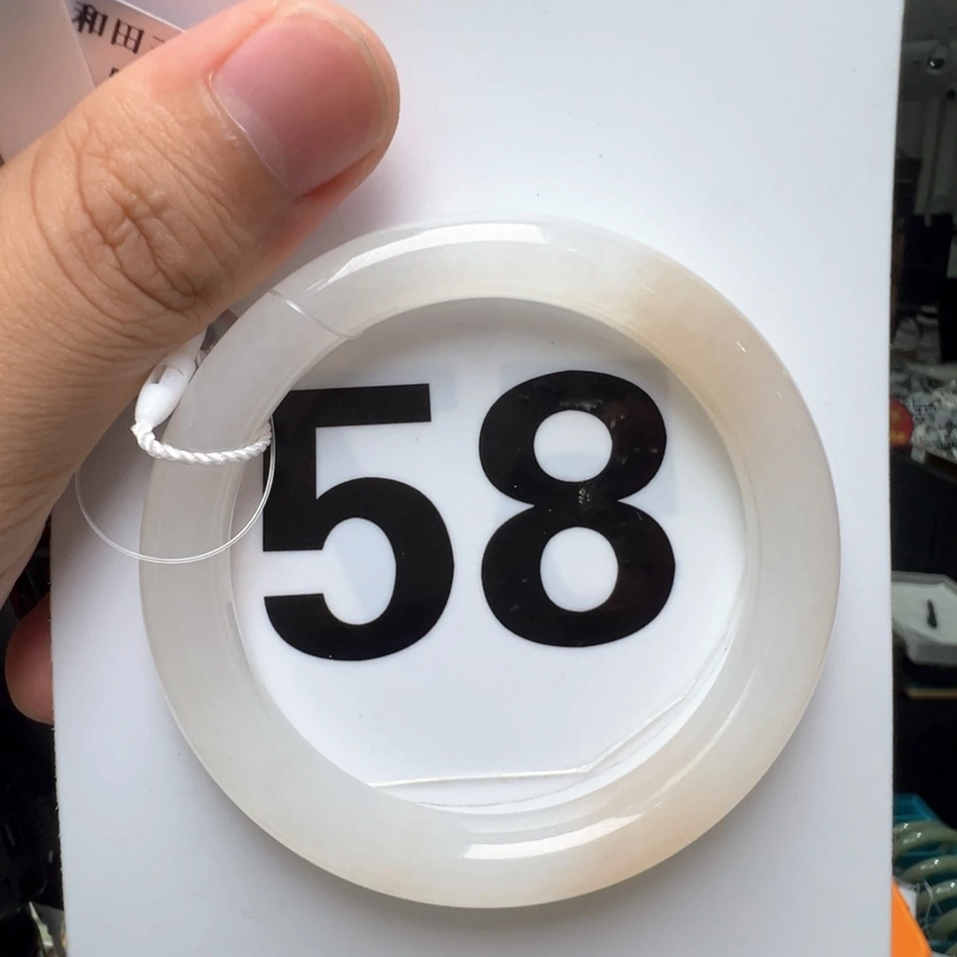 【闪购商品】和田玉手镯未镶嵌