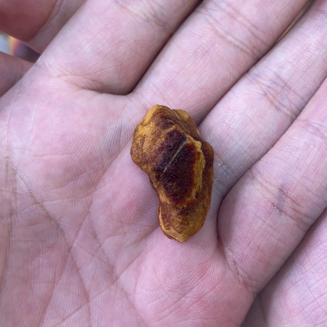 定制琥珀天然琥珀