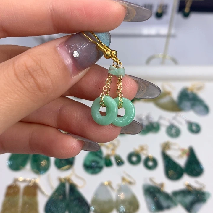 翡翠未镶嵌耳饰耳饰