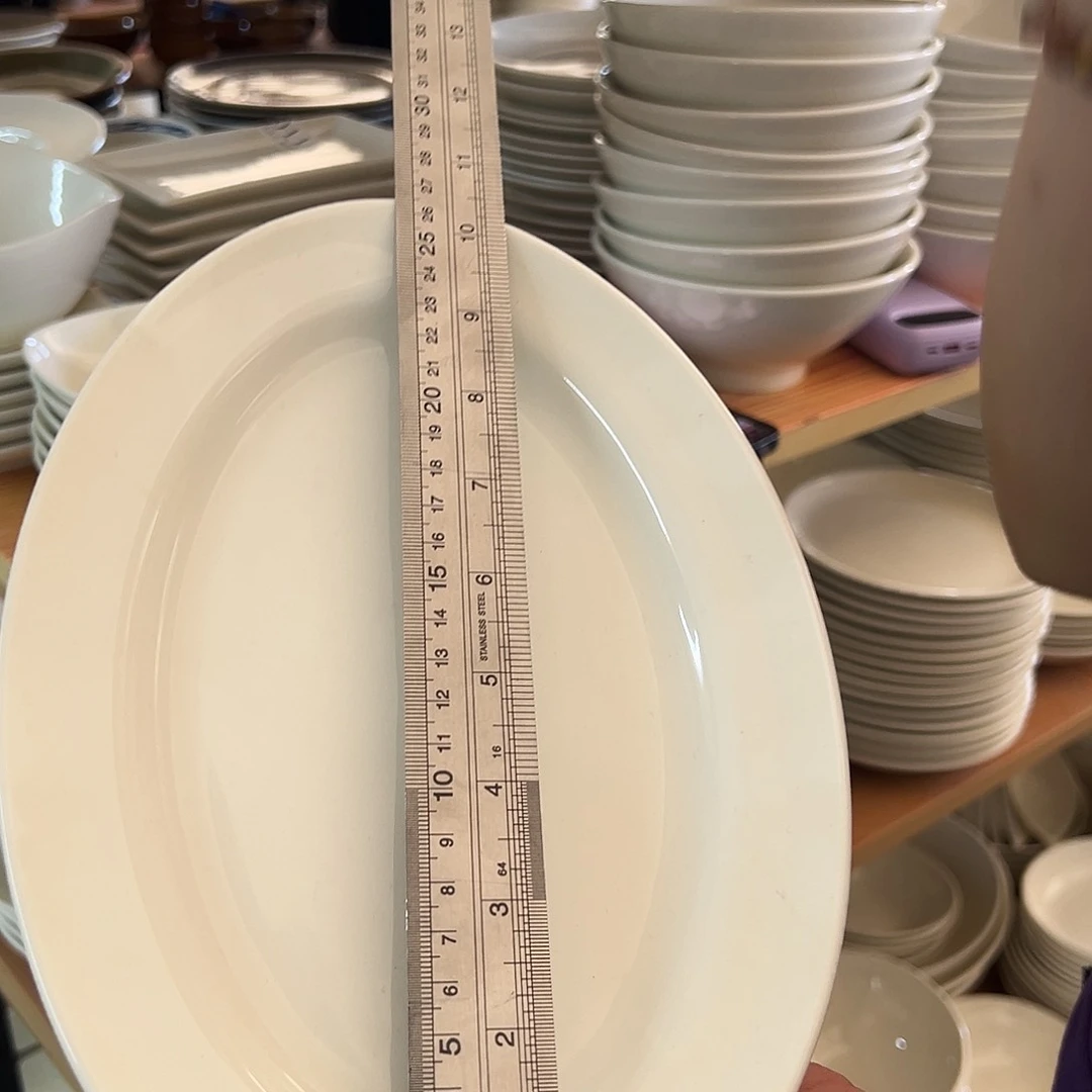 新骨瓷018微瑕暖白10.5寸椭圆鱼盘