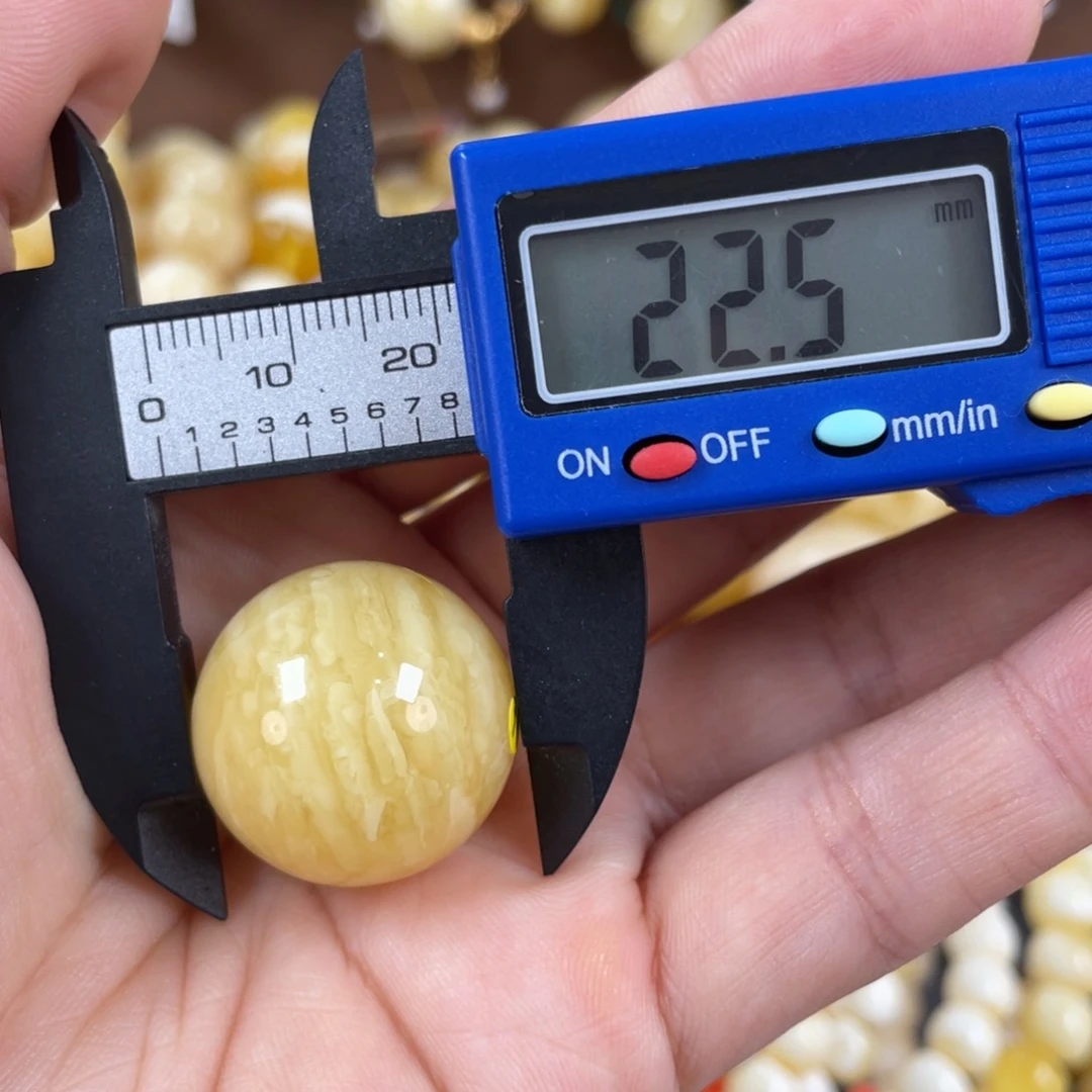 未镶嵌琥珀珠宝奇石